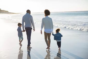 parents with their 2 kids