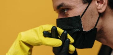 man with a facemask