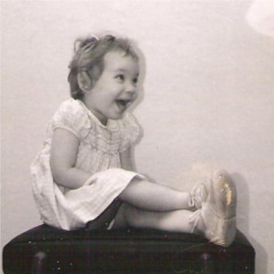child photo of Jennifer Landon