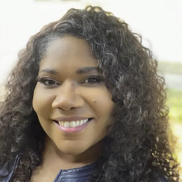 adult headshot of Alesa Hamilton