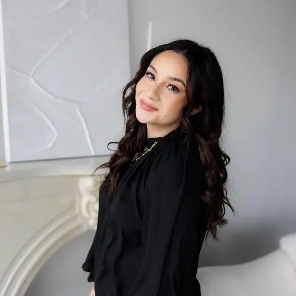 adult headshot of Alexa Vargas