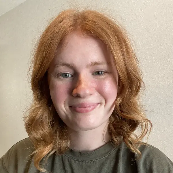 adult headshot of Kylie Navarro